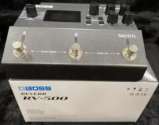 BOSS - RV-500 Digital Reverb Pedal 4